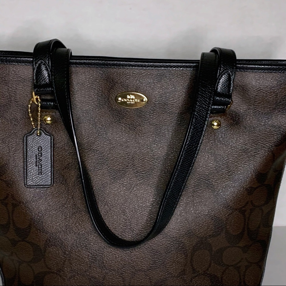 COACH Brown and Black Leather Shoulder Bag Purse - Picture 6 of 10